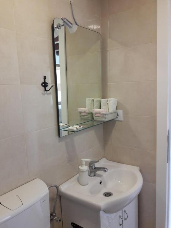 Kupatilo u objektu Apartmani Jovanovic