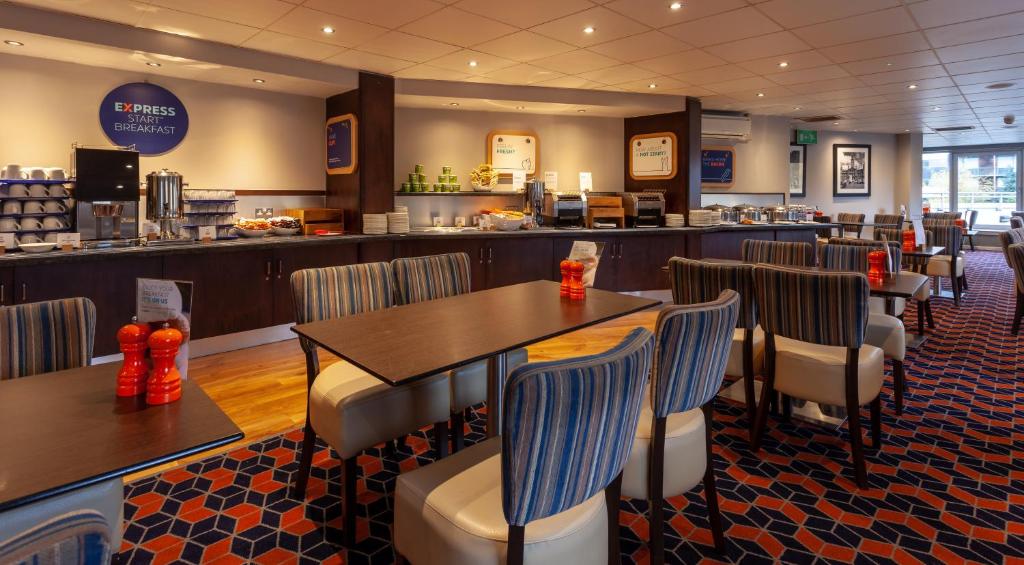Restaurace v ubytování Holiday Inn Express - Glasgow - City Ctr Theatreland by IHG