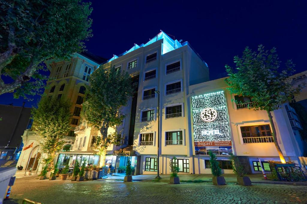 Budova, kde se hotel nachází