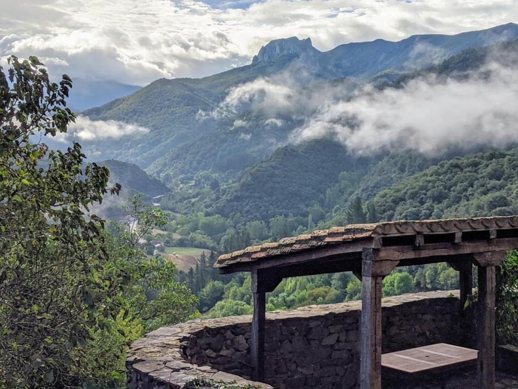 Olmares Terrace Apartment - Picos de Europa, Lomeña – Updated ...