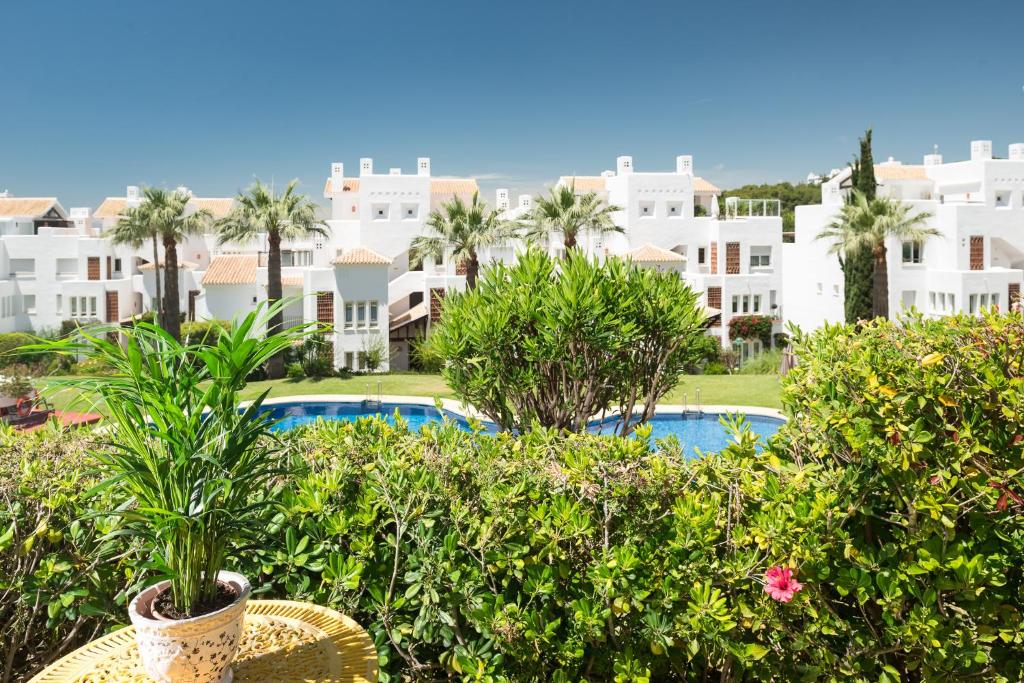 Stunning Modern Apt Frontline beach - RDR206, Marbella ...