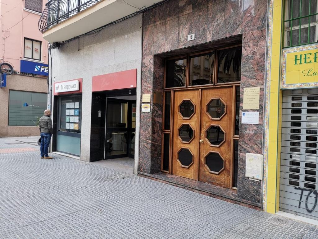 Exteriér alebo vchod do ubytovania Apartamento bonito y bien ubicado en el Soho de Málaga.