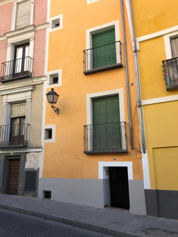 Budova, kde se apartmán nachází