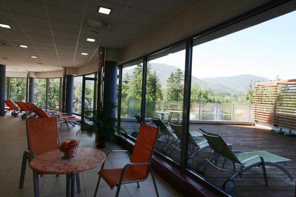Nespecifikovaný výhled na hory nebo výhled na hory při pohledu z apartmánu