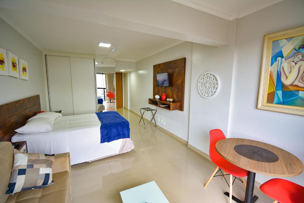  Garvey Park Hotel