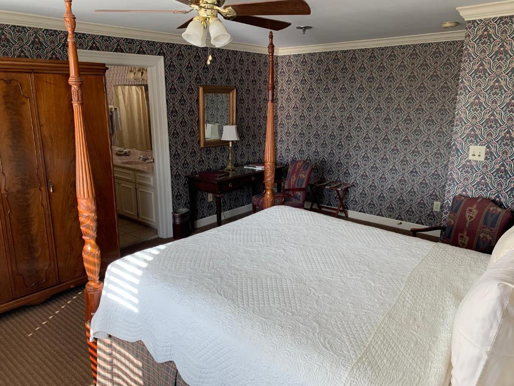 1842 Inn - Quarto Queen Standard