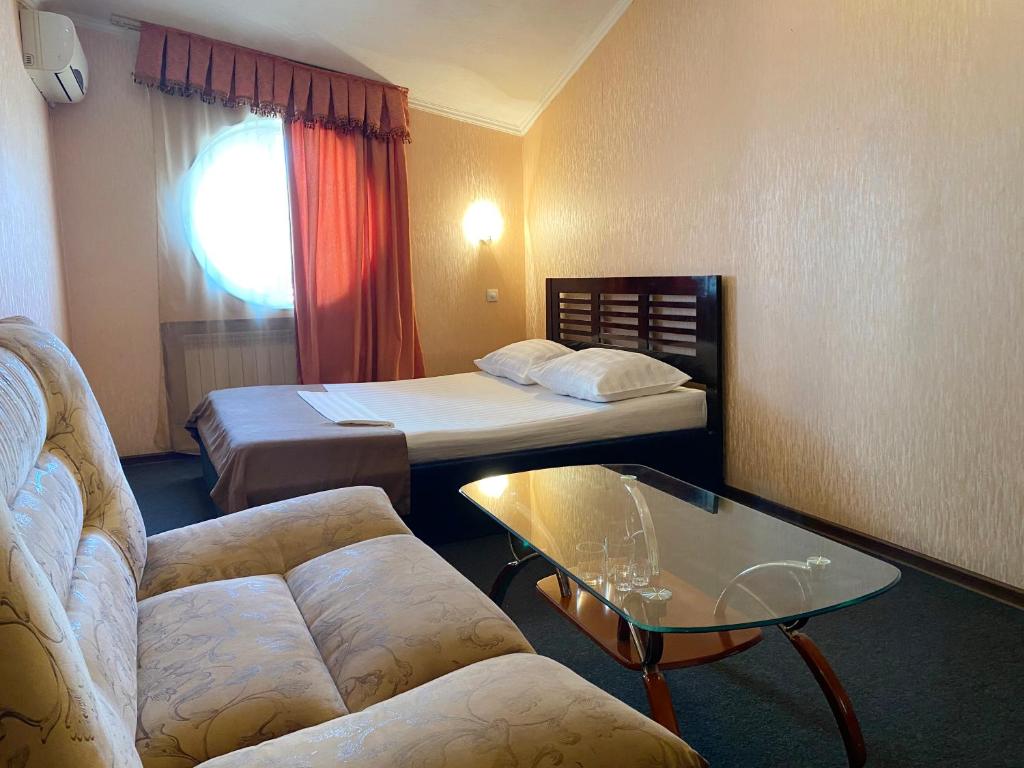 Hotel KDC - Economy Double Room