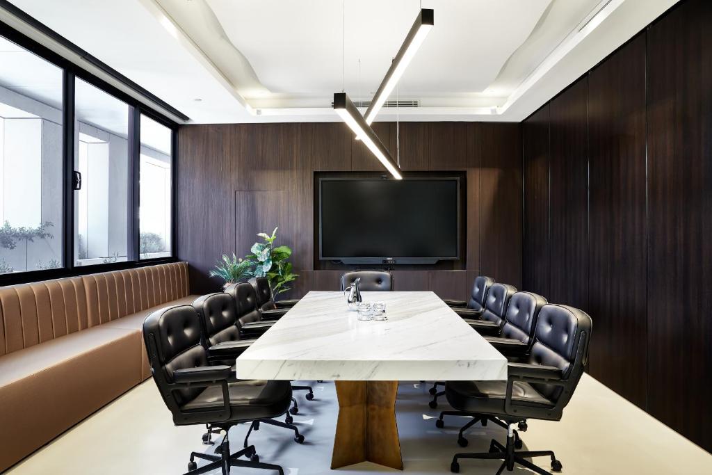 Crowne Plaza Sydney Burwood by IHG - Resim 25