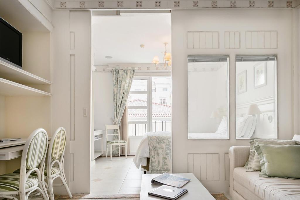  Apartamento com varanda no IL Campanário Resort