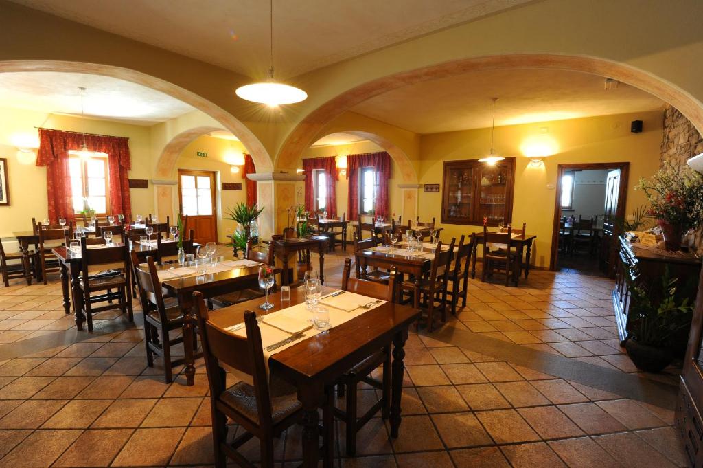 Restaurace v ubytování Belica Bed and Breakfast