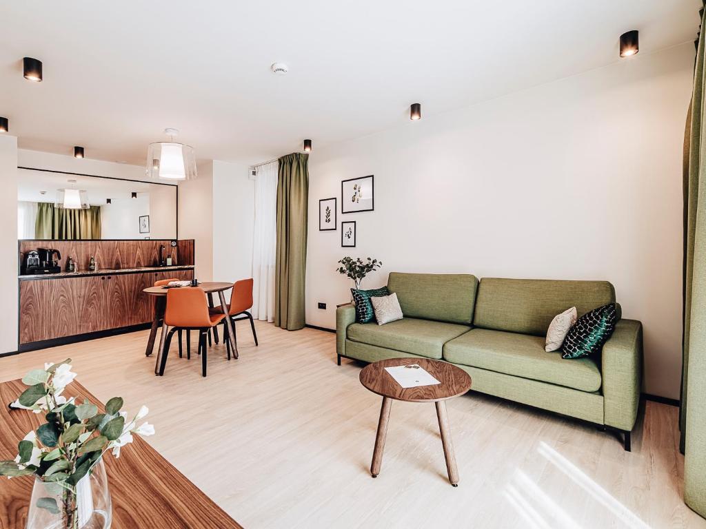 
One-Bedroom Apartment
