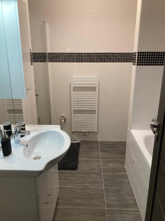 Koupelna v ubytování Apartmány Grasel