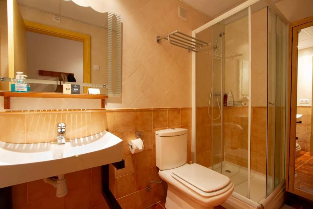 Estudio en la Molina (bus a pistas) WIFI, Alp – Updated 2022 ...