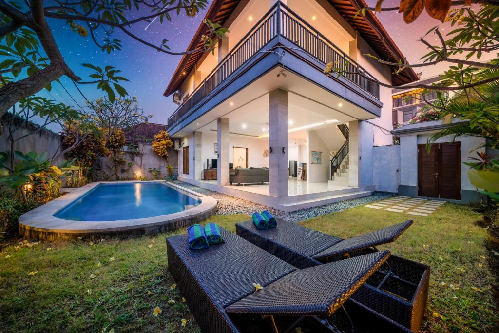 Piscina a Villa Devina - Seminyak o a prop