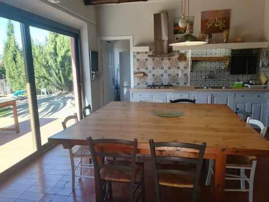 Kuchyň nebo kuchyňský kout v ubytování Casa rural alquiler íntegro Cal Sisco