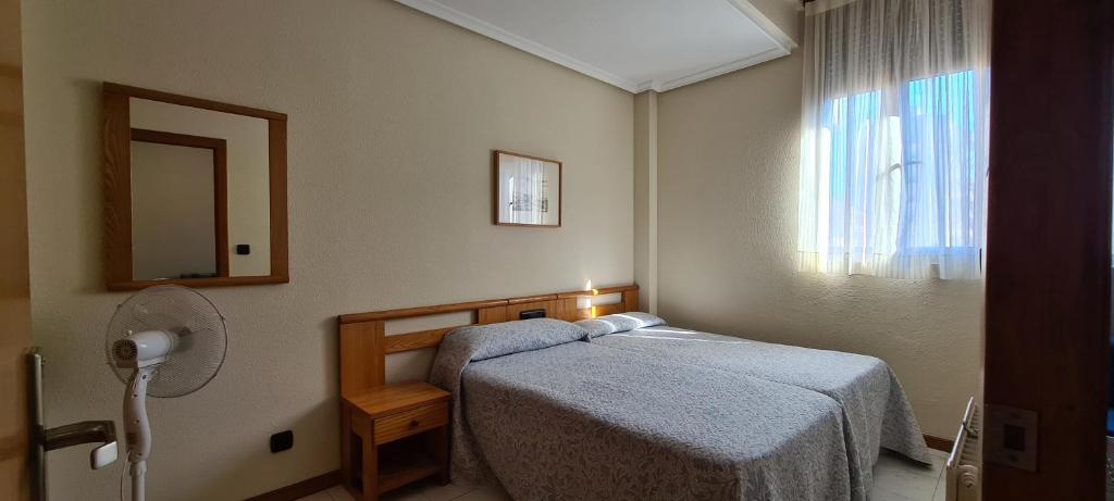 Apartamentos Laredo-Playa - 一卧室公寓（3名成人+1名儿童）