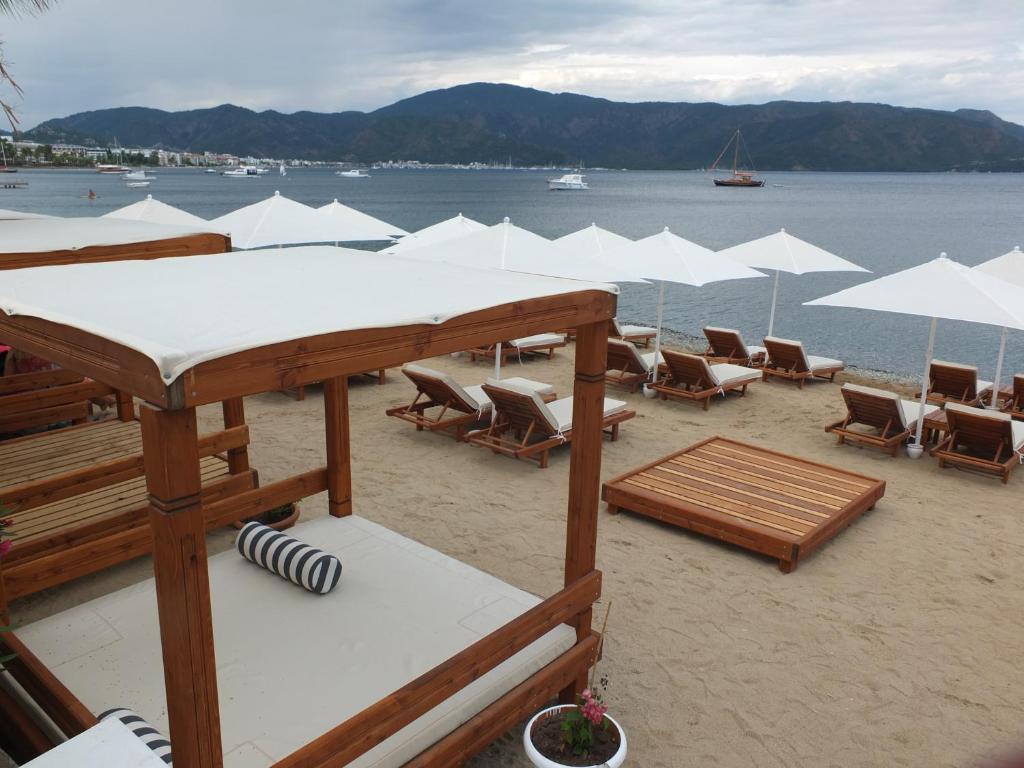 HEAVEN BEACH OTEL