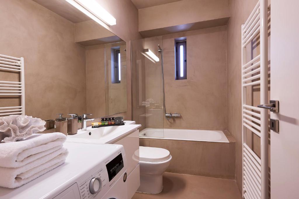 Kúpeľňa v ubytovaní Elaia Luxury Apartments Glyfada