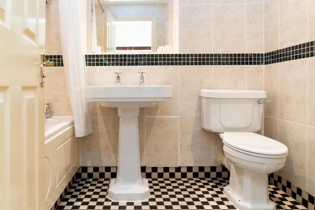 Ringwood Hall Hotel & Spa, Best Western Signature Collection - Standard Double Room - Non-Smoking