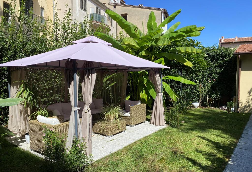 Zahrada ubytování Palazzo Cini Luxury Rooms in Pisa