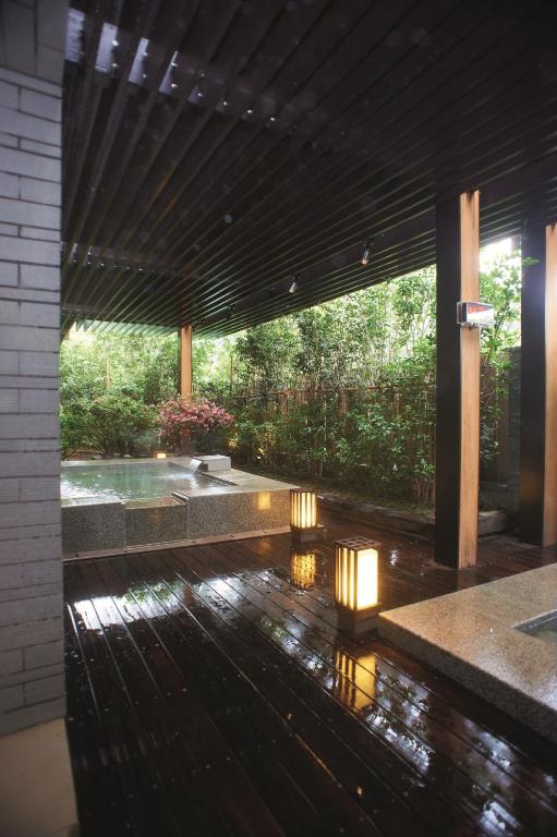 Bazén v ubytování Grand View Resort Beitou nebo v jeho okolí
