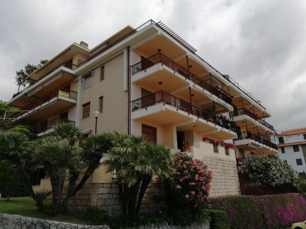 The building in which Az apartmant is located