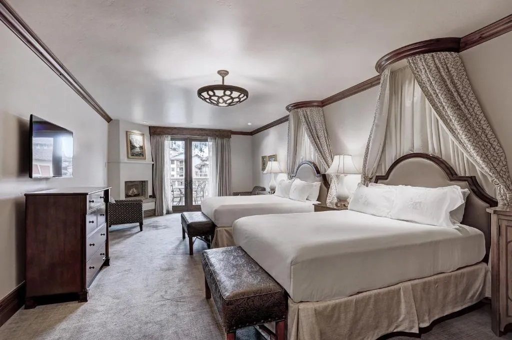 Premier Queen Room with Two Queen Beds