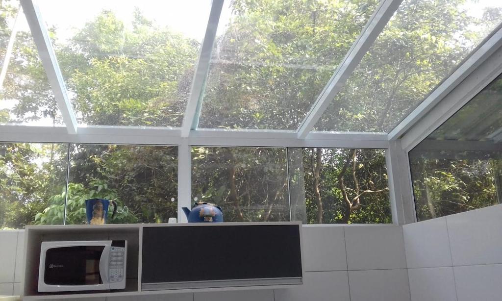  Apartamento em Maranduba a 500 metros da praia