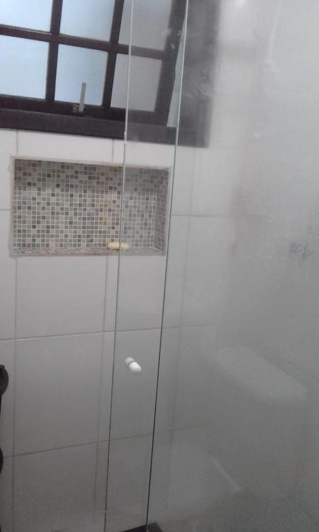  Apartamento em Maranduba a 500 metros da praia