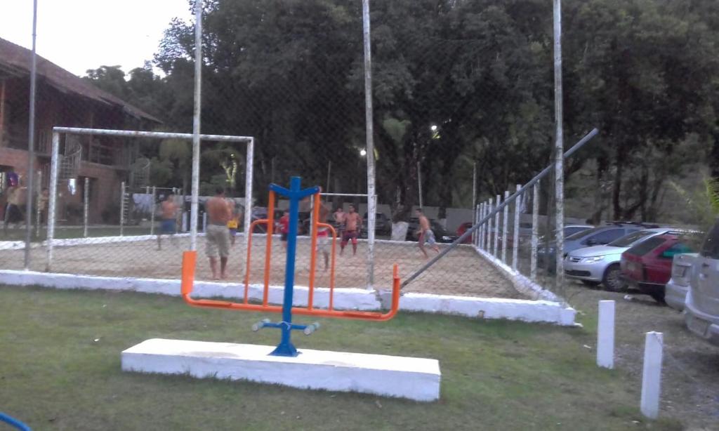  Apartamento em Maranduba a 500 metros da praia