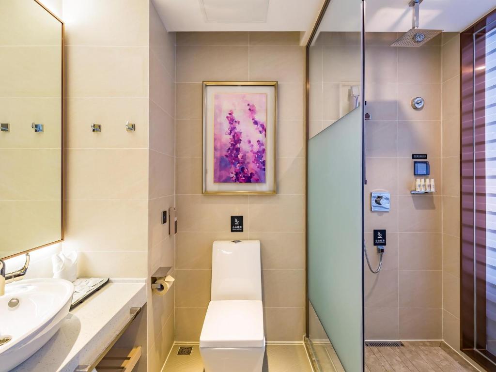 Koupelna v ubytování Lavede Hotel Sanhe Yanjiao Tianyang Plaza