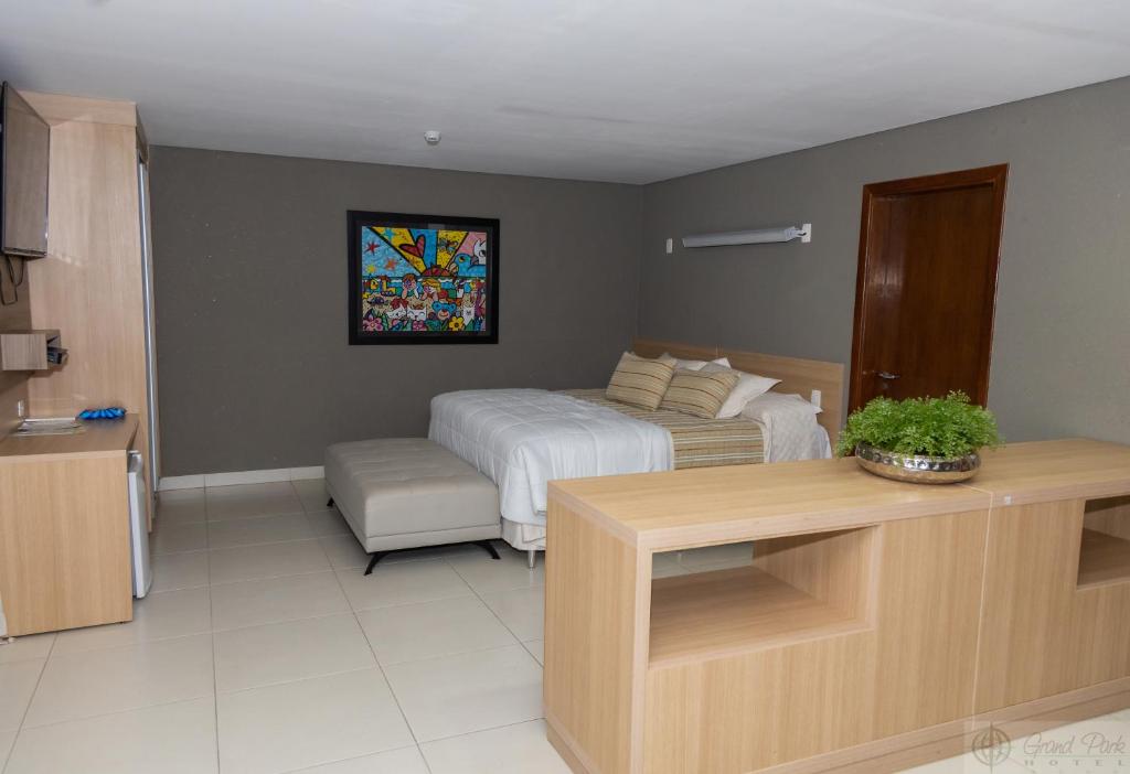  Grand Park Hotel