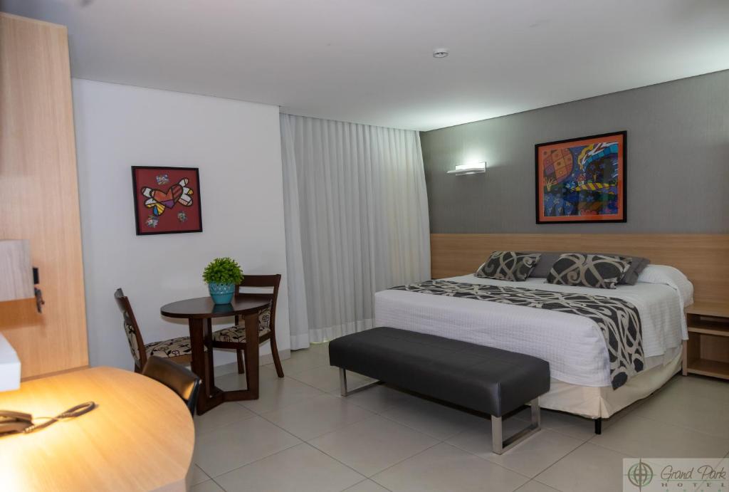  Grand Park Hotel