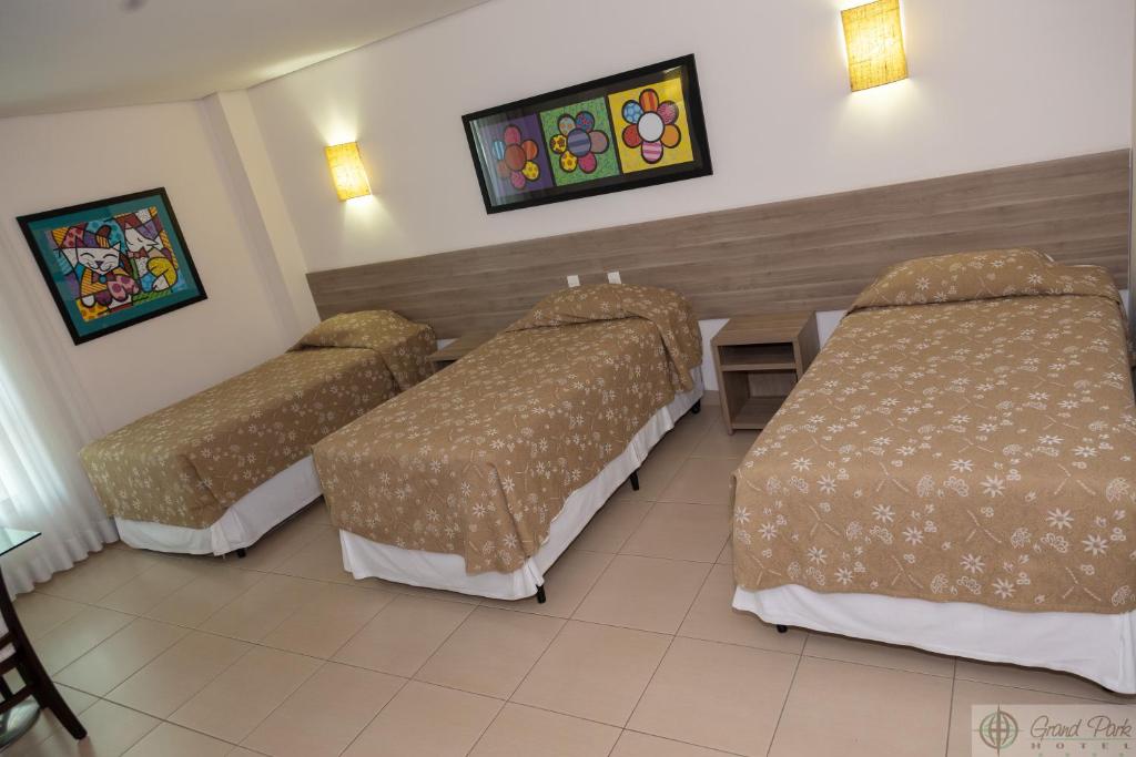  Grand Park Hotel