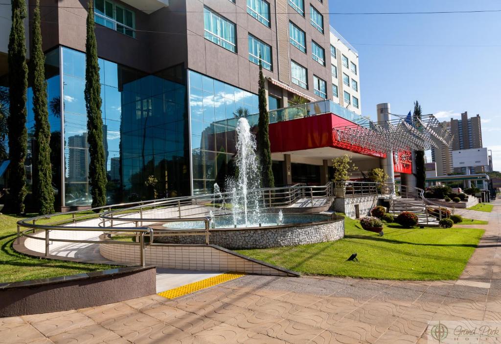  Grand Park Hotel