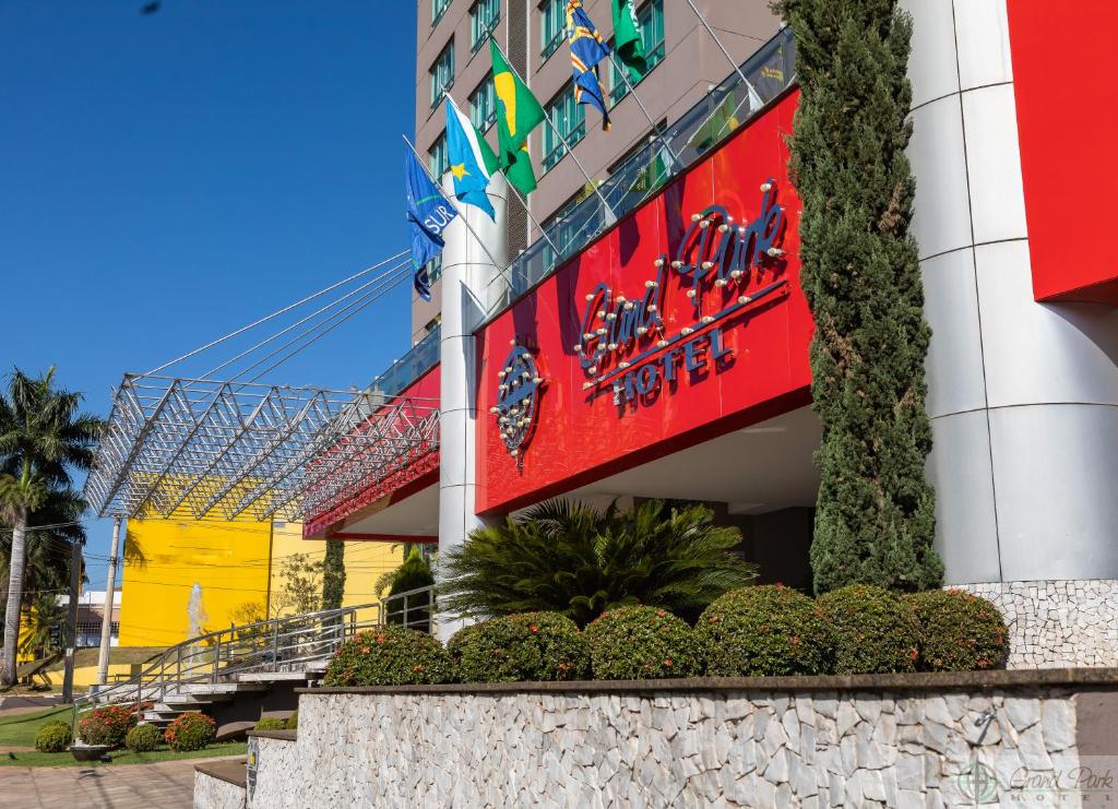  Grand Park Hotel