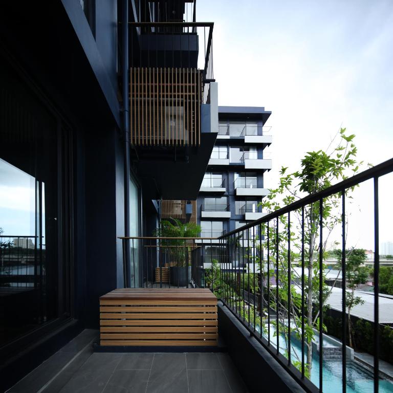 Balkón nebo terasa v ubytování Seamira House Huahin