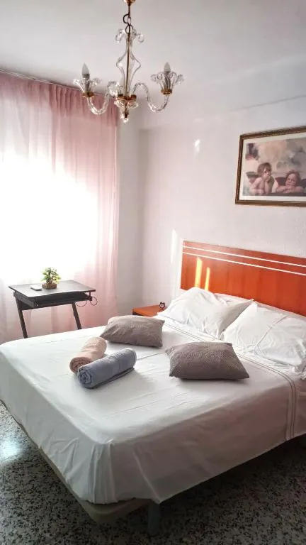 Уютная комната в Малаге Аэропорт! Cozy room in Malaga Airport!, Malaga, Spain