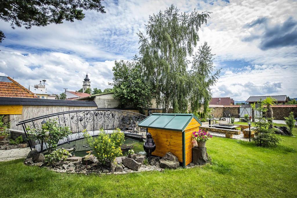 Vonkajšia záhrada v ubytovaní Villa Zachar
