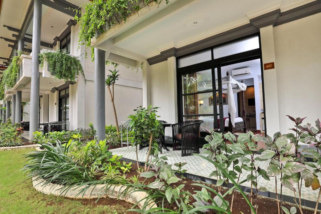 Zahrada ubytování Puri Saron Hotel Seminyak