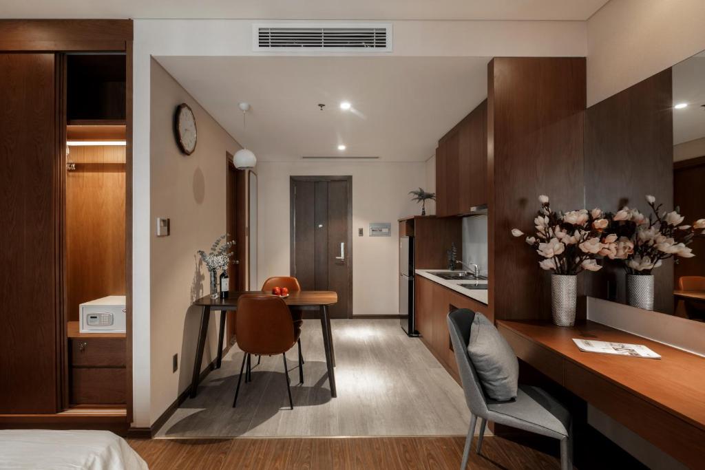 DHTS Business Hotel & Apartment - 6