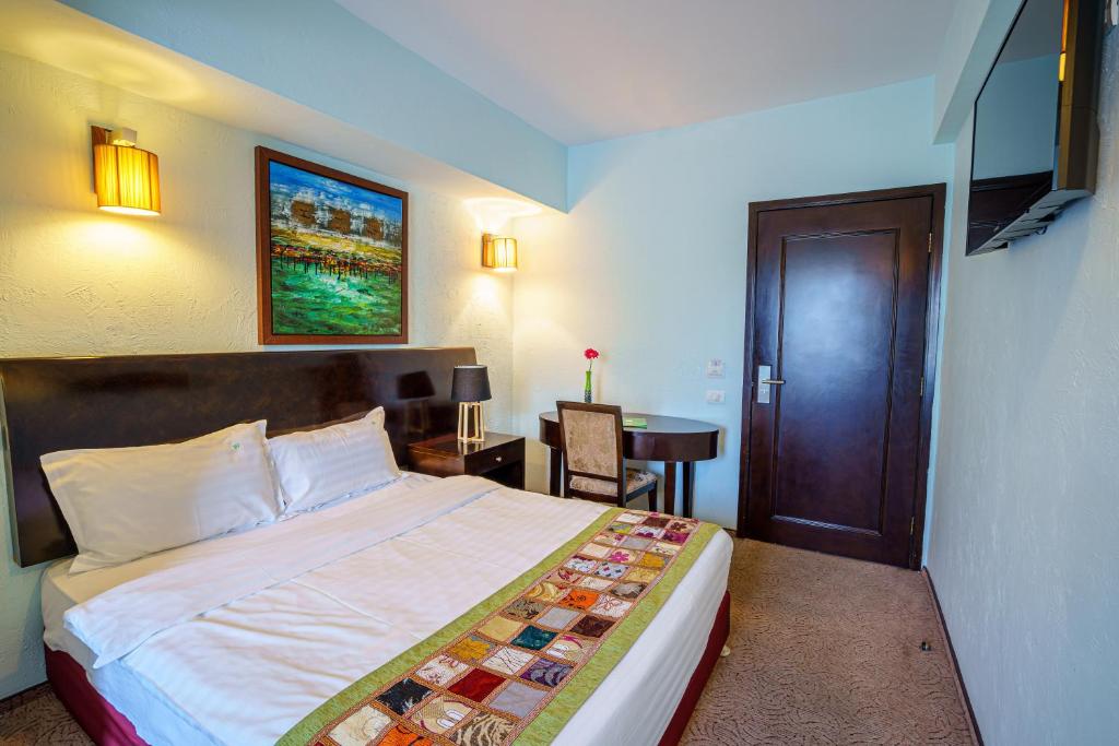 Avis Hotel By WS Group - Resim 11