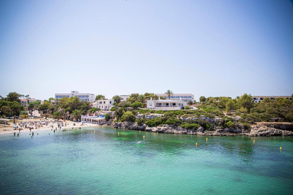 Hotel Petit Sagitario (Adults only), Son Carrio – Precios ...