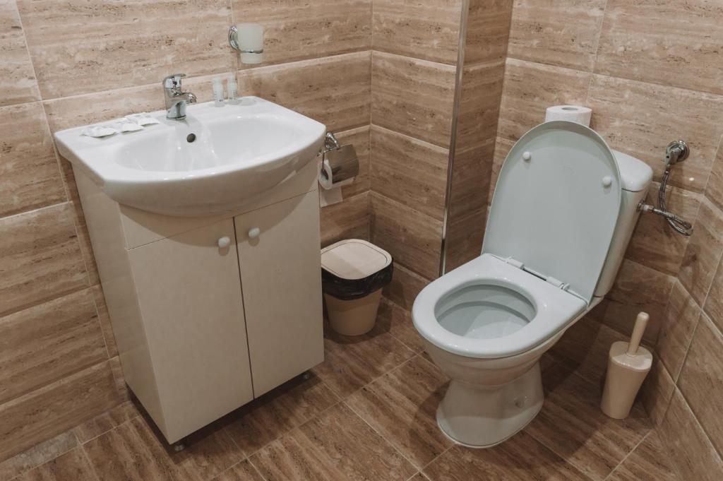Koupelna v ubytování Стаи за гости ValenDa