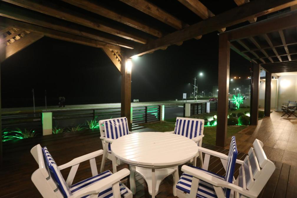  Pousada Praia Do Meio