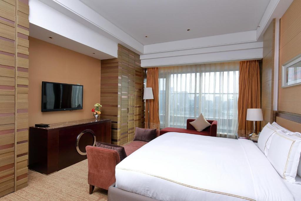 Crowne Plaza Nanjing Jiangning by IHG - Standaard King Room Met Uitzicht Op Het Meer