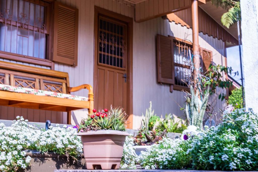 LOCAR-IN GRAMADO Chalé Recanto  LOCAR-IN GRAMADO Chalé Recanto