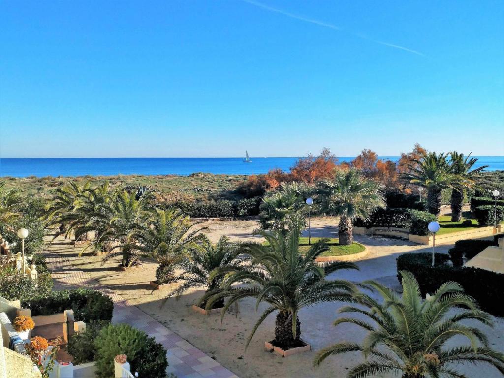Residencial OlivalAcceso privado playa por jardín, Oliva ...