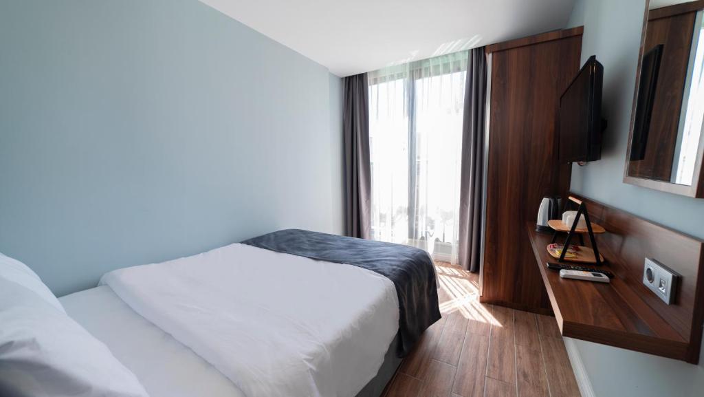 The Mori Club Hotel - 2