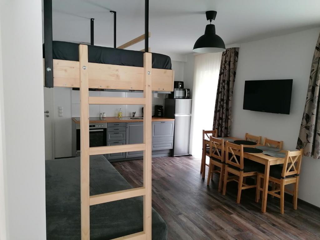 Kuchyňa alebo kuchynka v ubytovaní Fischer Ferienhaus